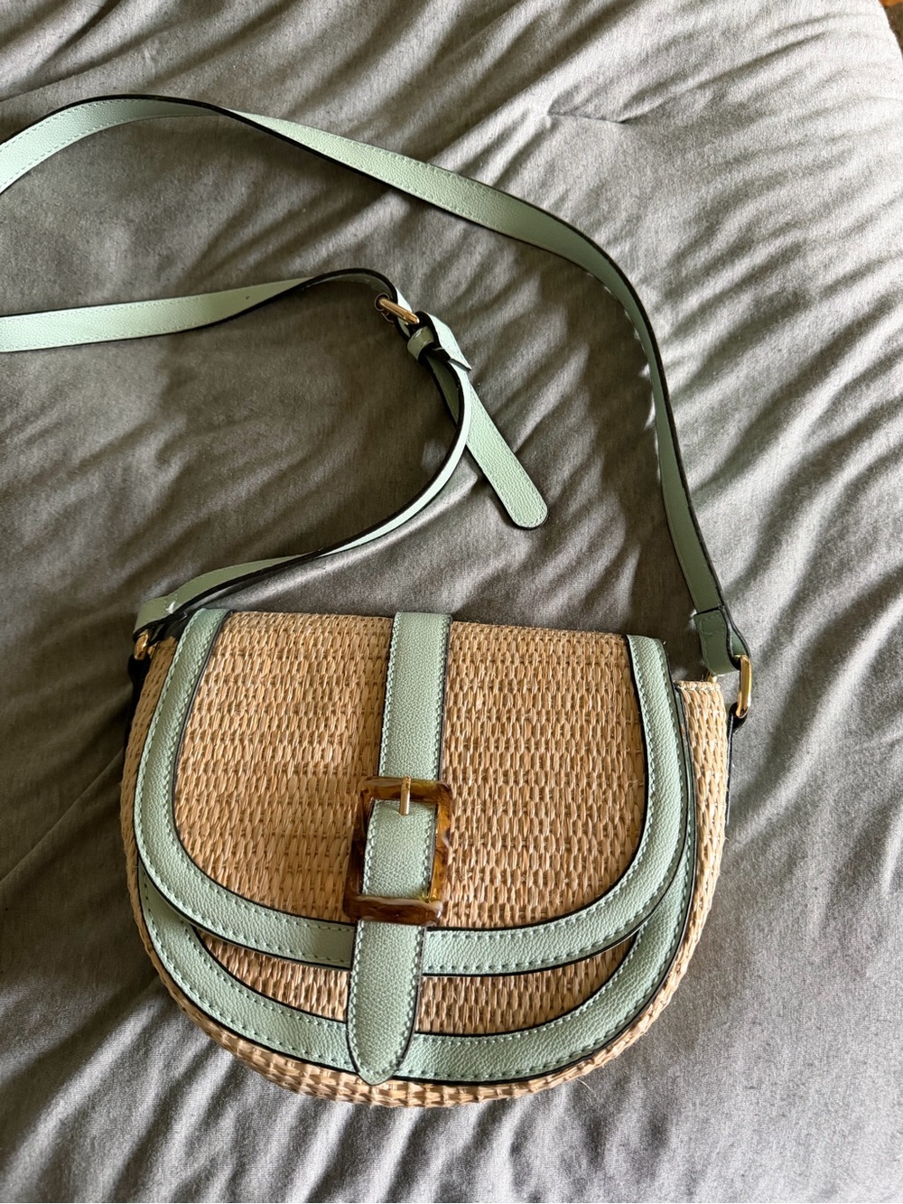 Mint Trim Straw Crossbody Bag - Women's Crossbody